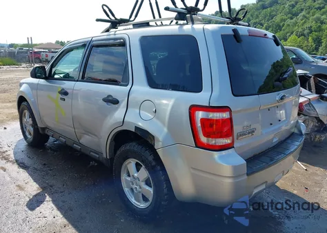 2011 Ford Escape Xlt from USA, damaged, VIN 1FMCU9D76BKA90433